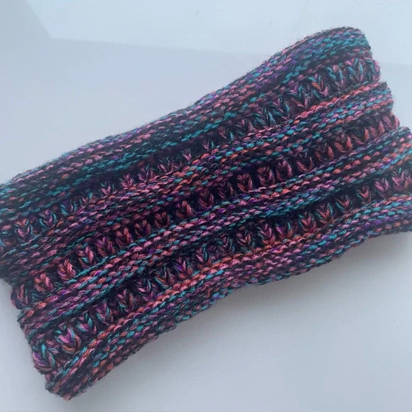 Multicolor Knit Headband - Picture 6 of 9